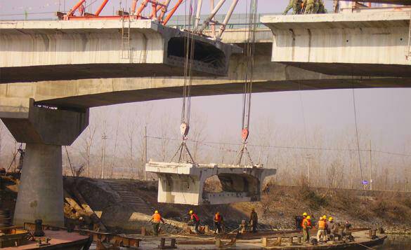 跨高速路橋梁切割拆除步驟