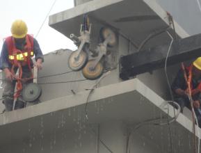 北京華盛康達繩鋸切割拆除公司、公路橋梁改造切割拆除13718700827